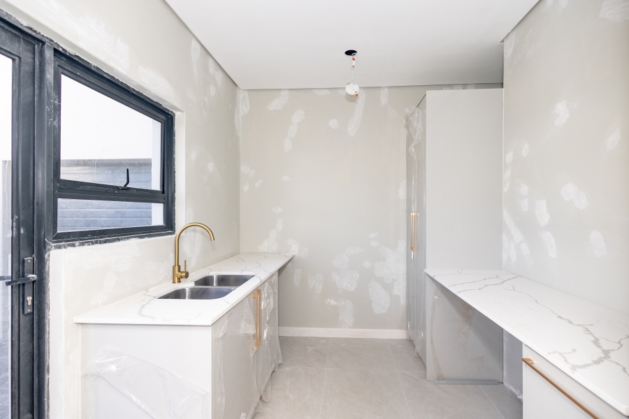 4 Bedroom Property for Sale in Sandown Western Cape